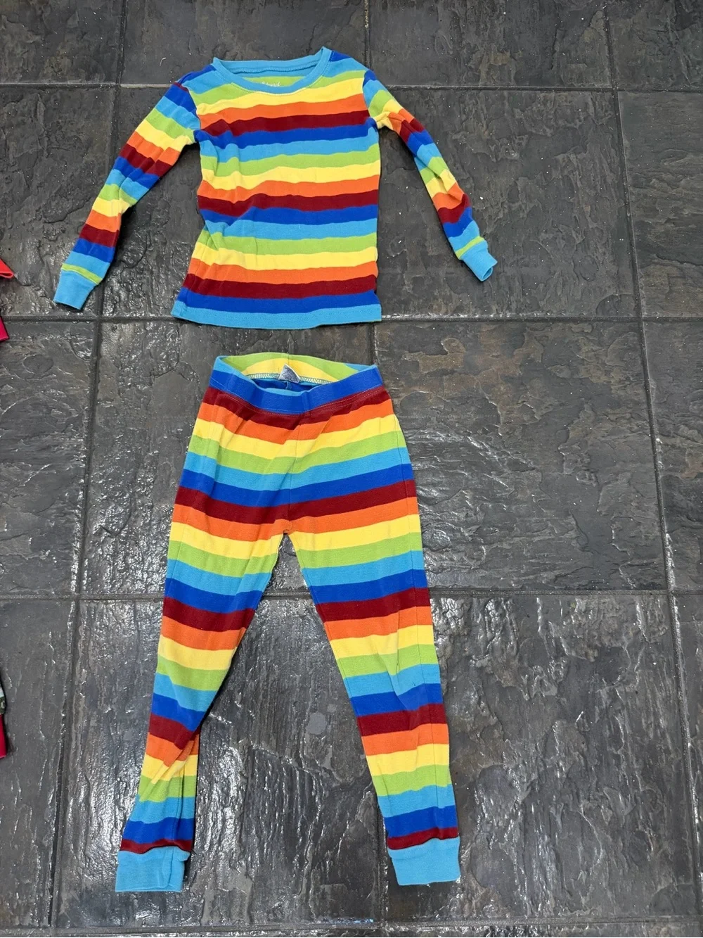 Leveret Kids Rainbow Stripe Pajama Set Size 6 Long Sleeve Colorful PJs